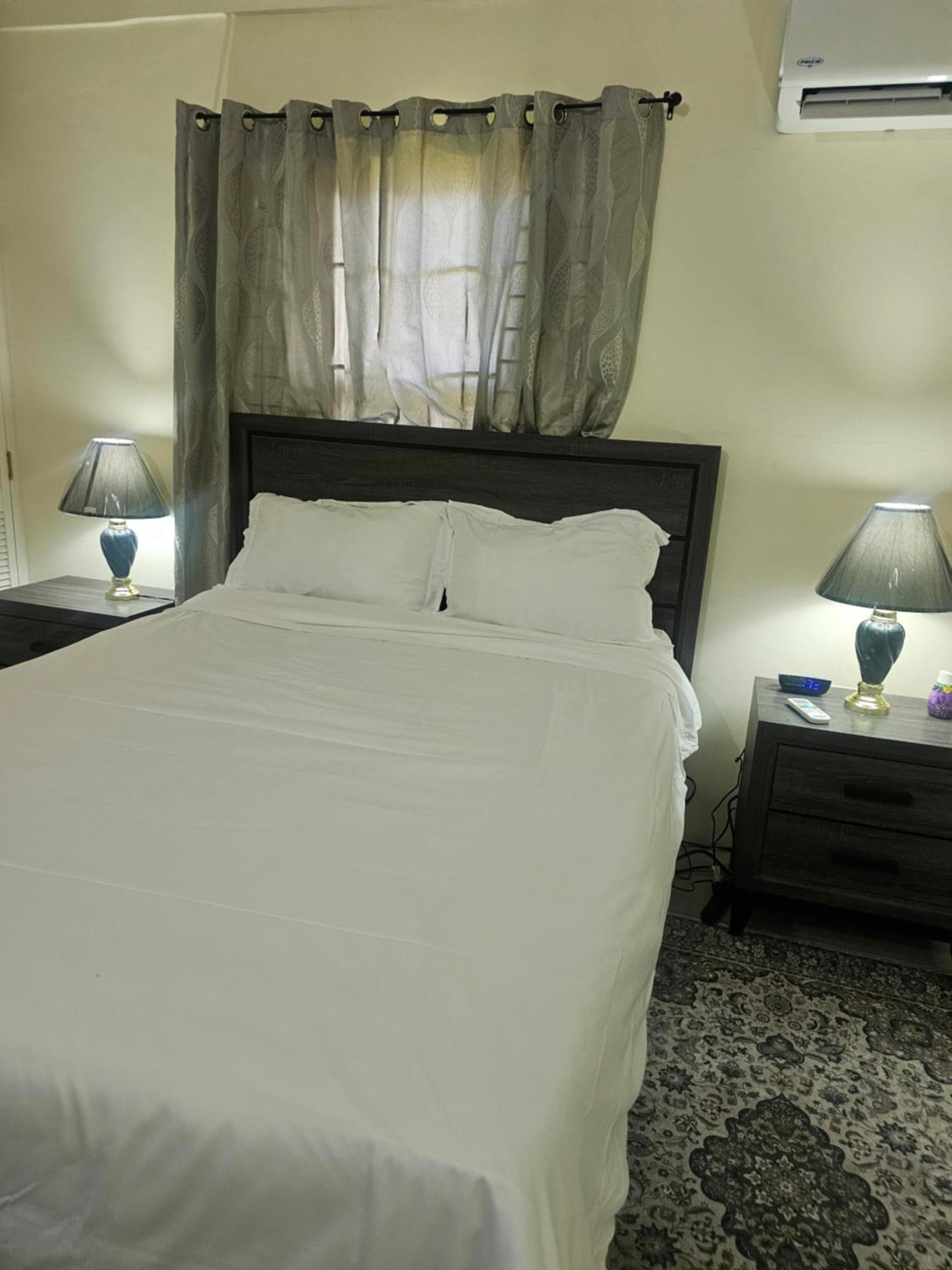 Stonebrook Manor Villa Chateau 팰머스 외부 사진