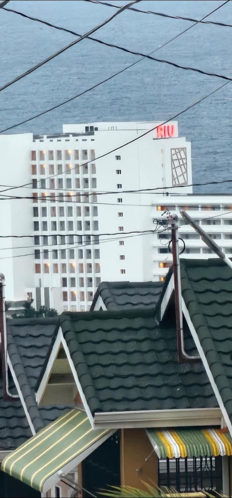 Stonebrook Manor Villa Chateau 팰머스 외부 사진